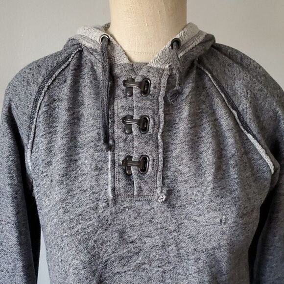 Gray Distressed Hoodie Hooded Sweatshirt Facile BKE Woman's Women's Size Small - Picture 3 of 11